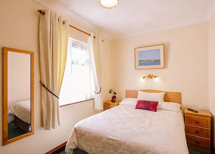 Couette-café The Harp 3*